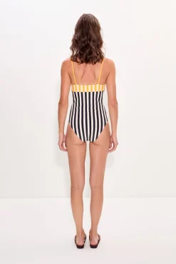 Behatibehati one piece