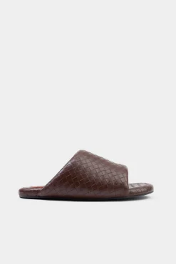 Wovenwoven bubble slide